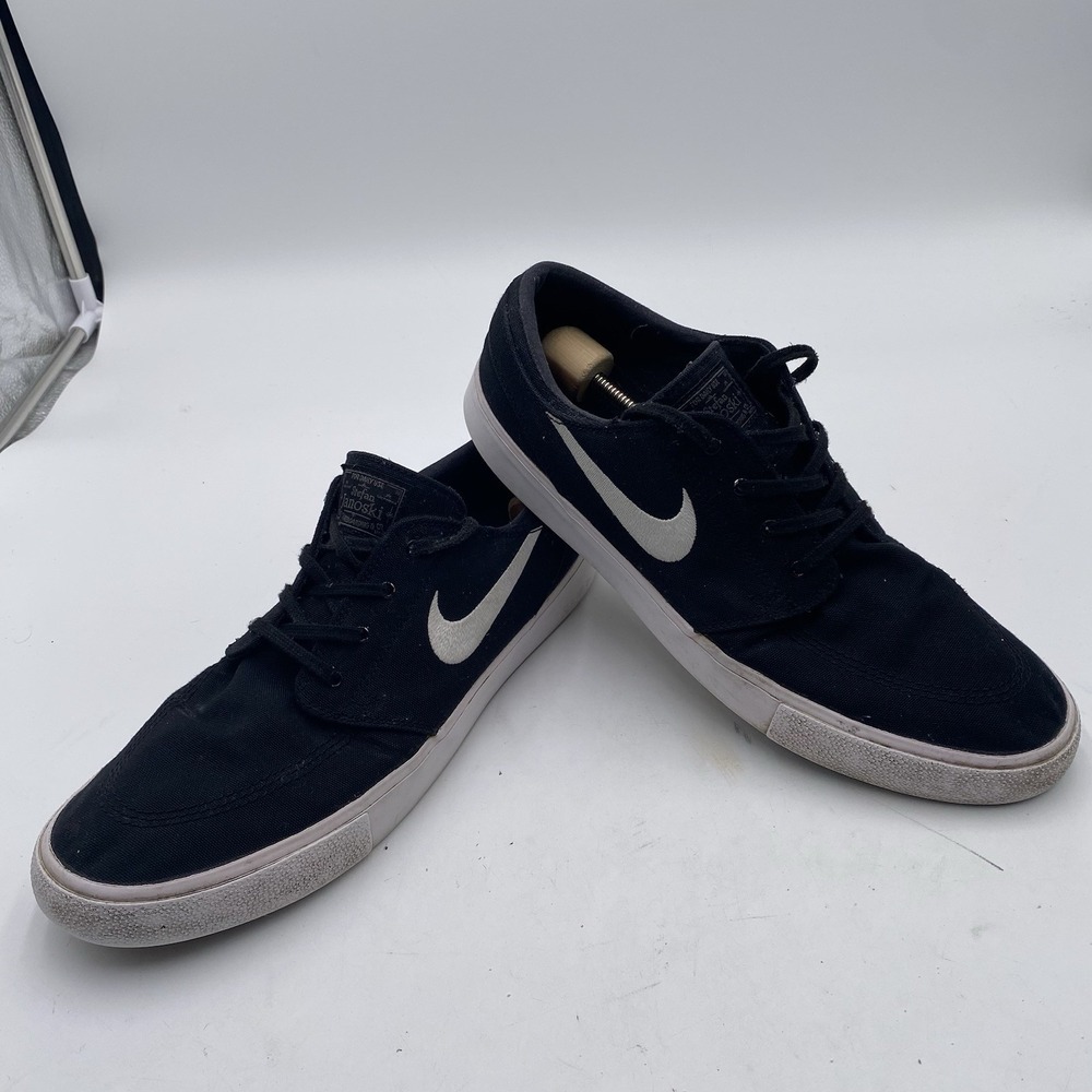 Nike SB Zoom Janoski (AR7718-001) Black & White Men's Size 12 Pre-owned No Box